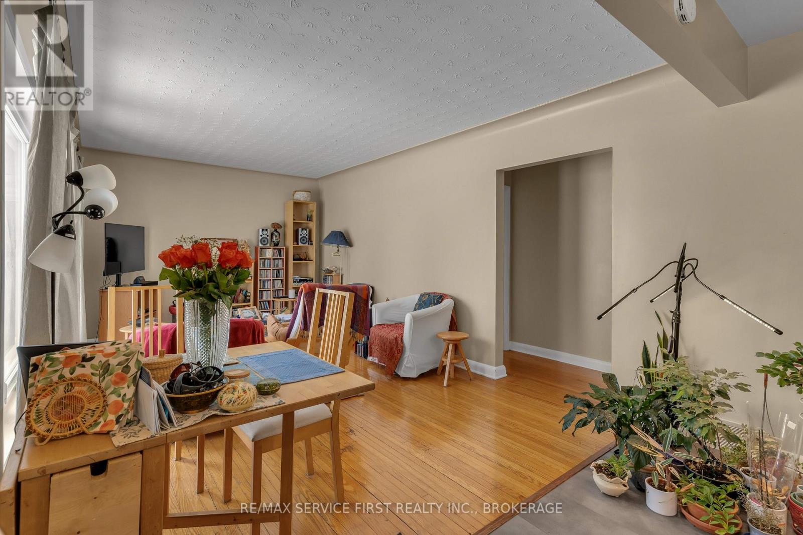 483 MCEWEN DRIVE