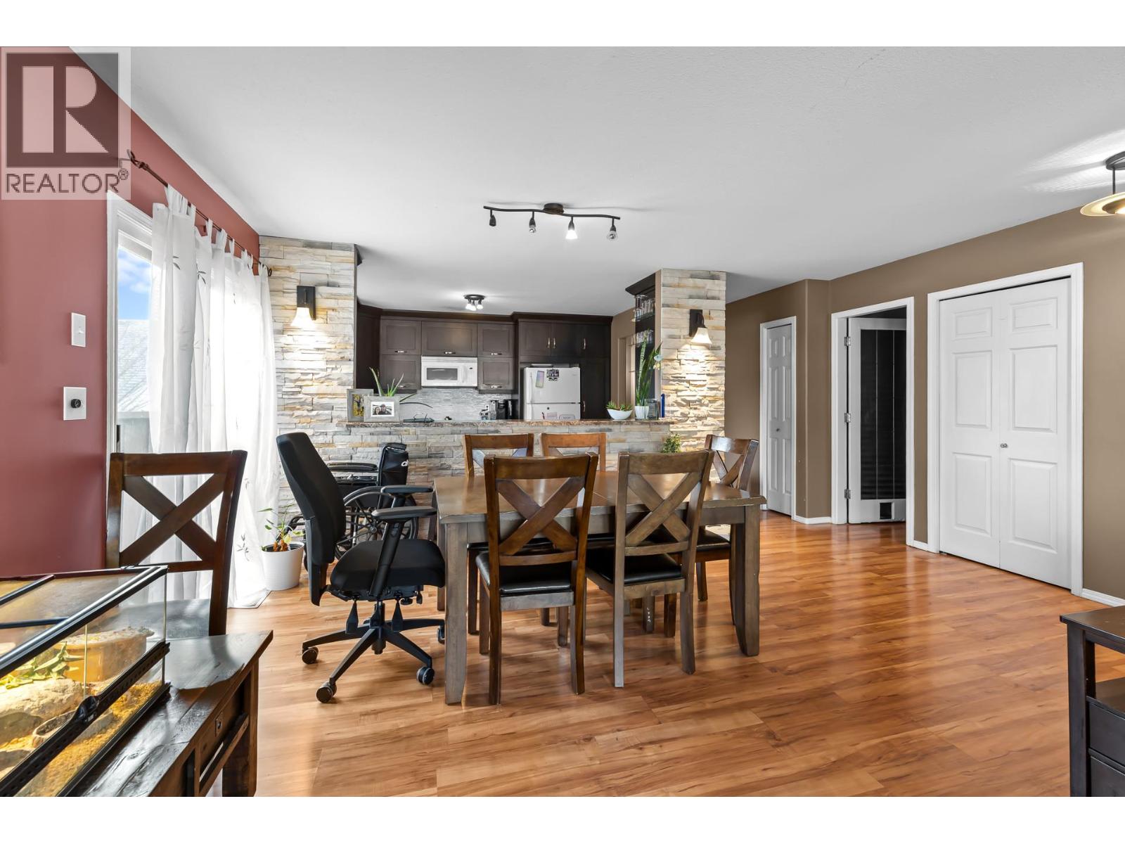 555 Glenmeadows Road Unit# 38