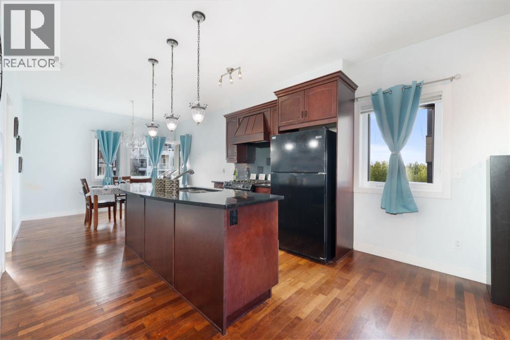 303, 1828 14 Street SW