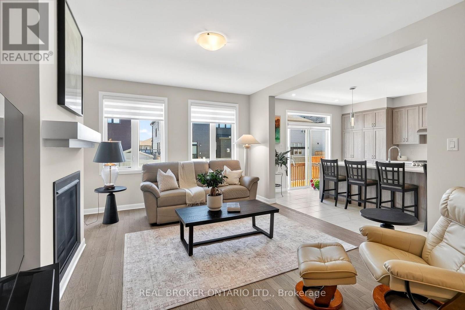 548 ANCHOR CIRCLE