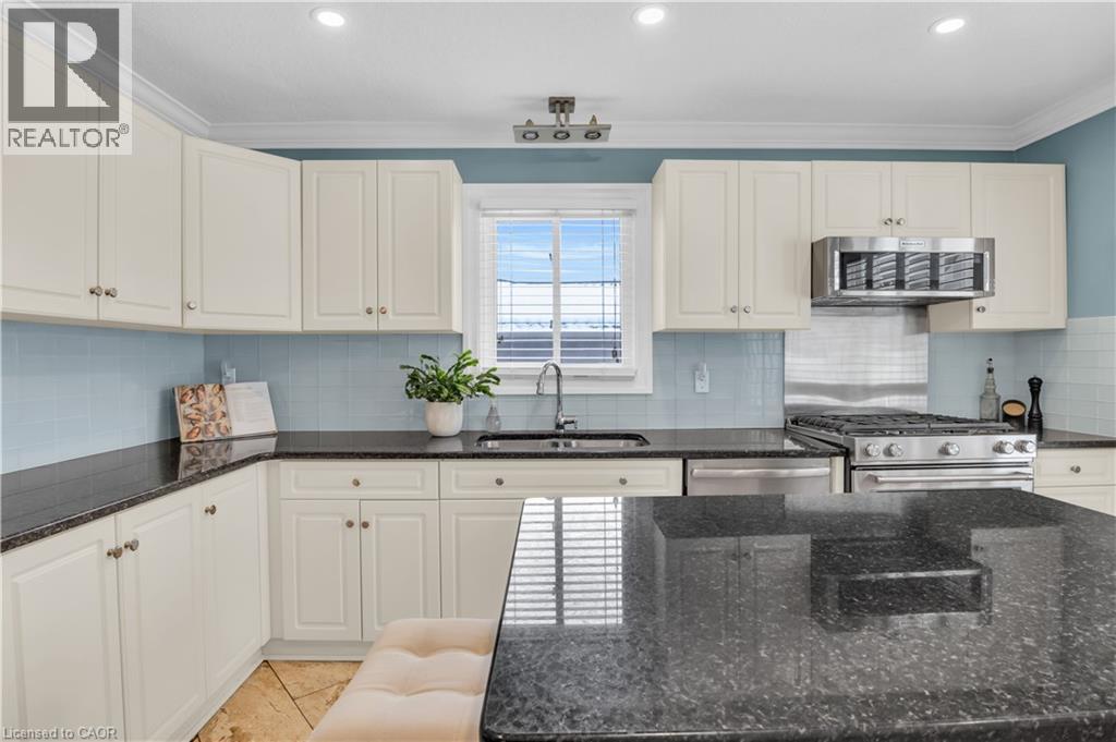 197 AUTUMN HILL Crescent