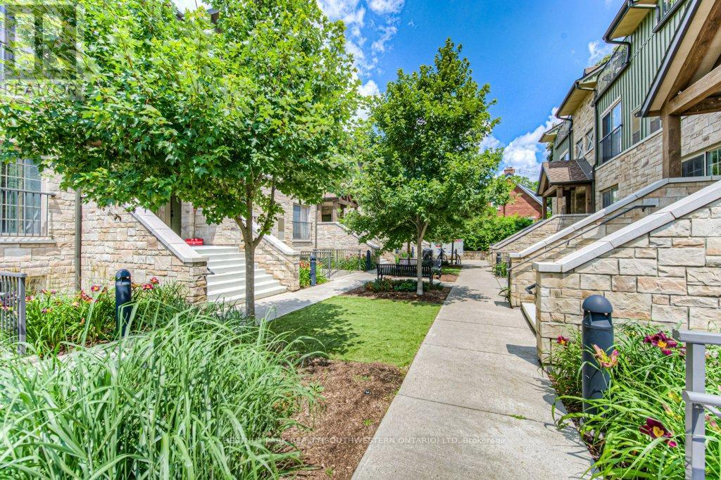 A103 - 112 UNION STREET E