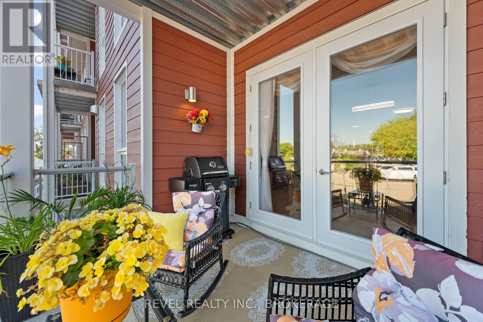 14 - 130 WATER STREET E