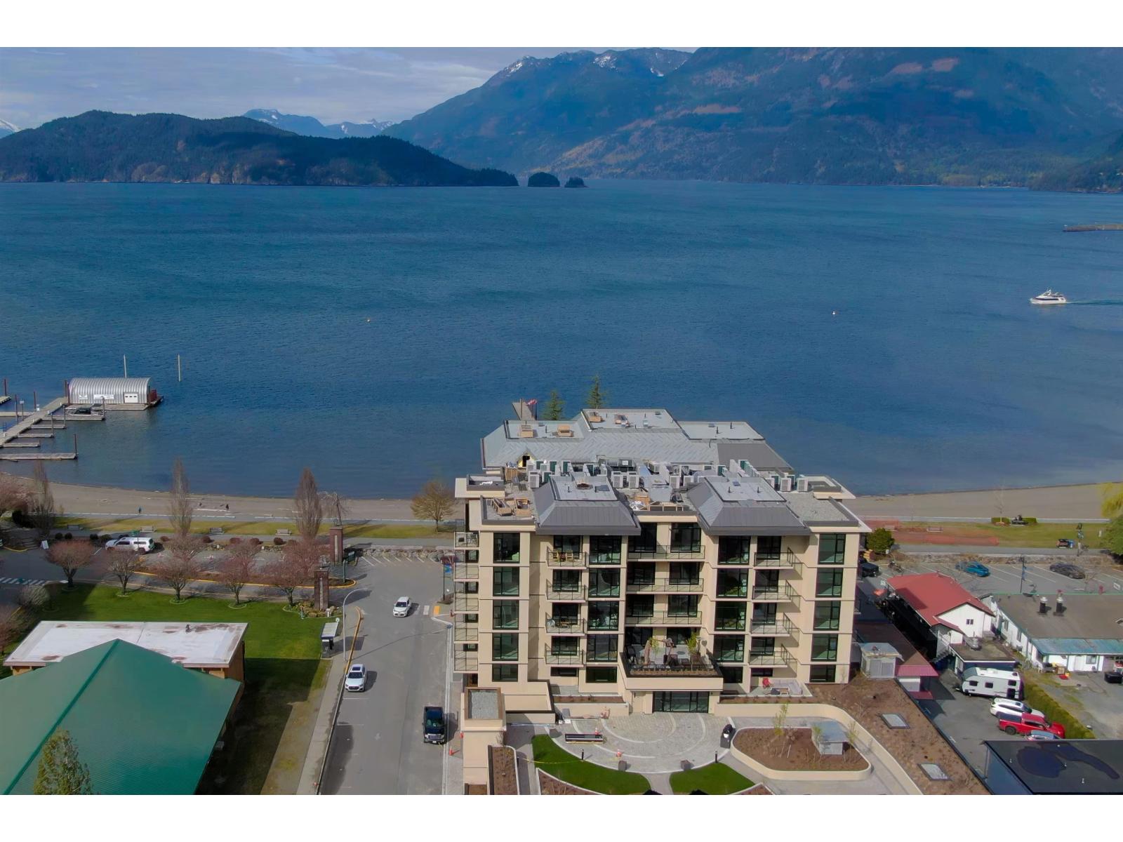 604 120 ESPLANADE AVENUE|Harrison Hot Springs