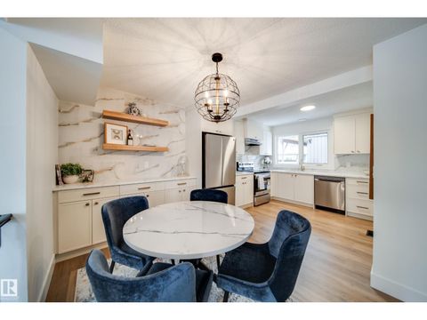 66 AKINSDALE GD St. Albert AB T8N2W9