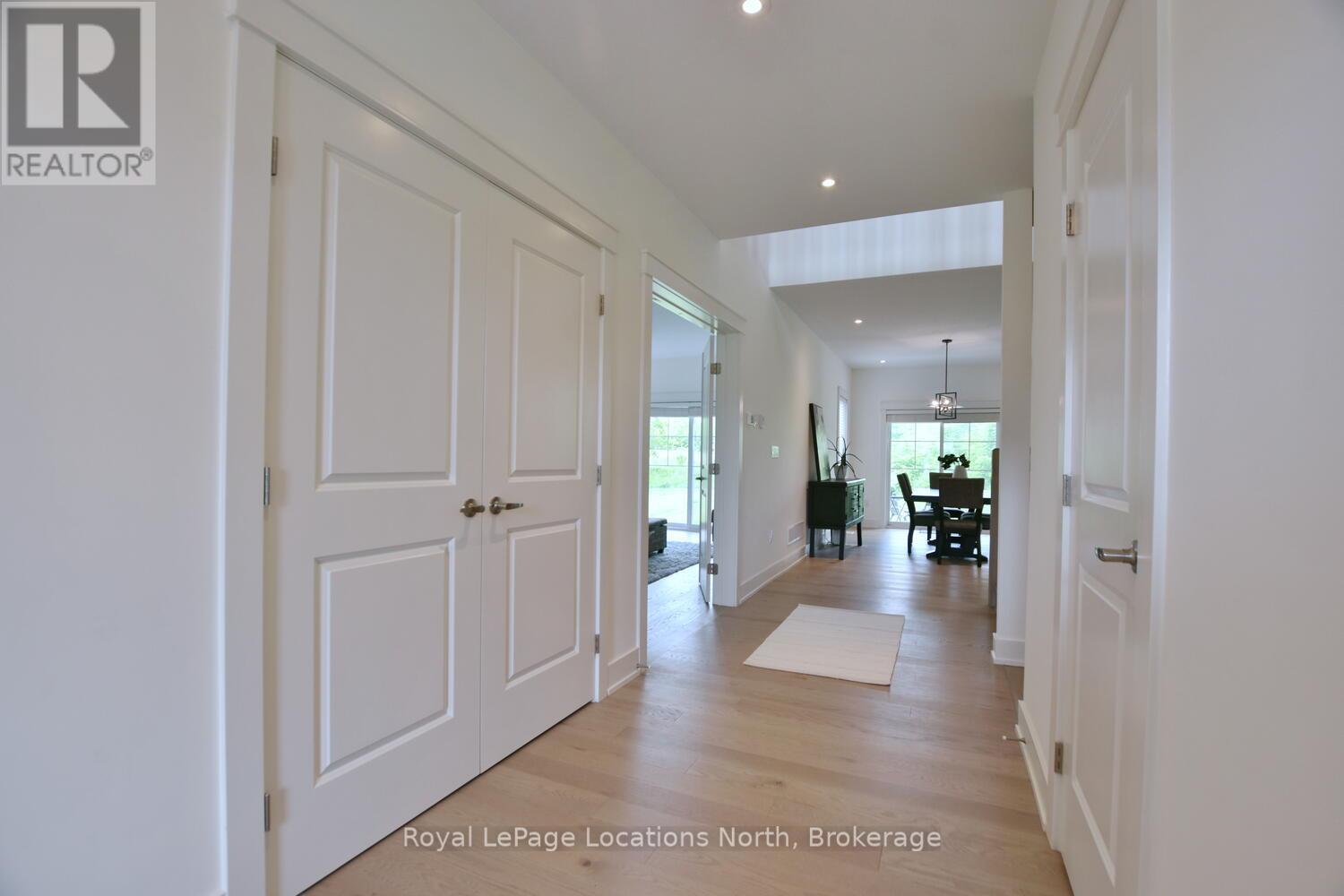 216 SNOWBERRY LANE