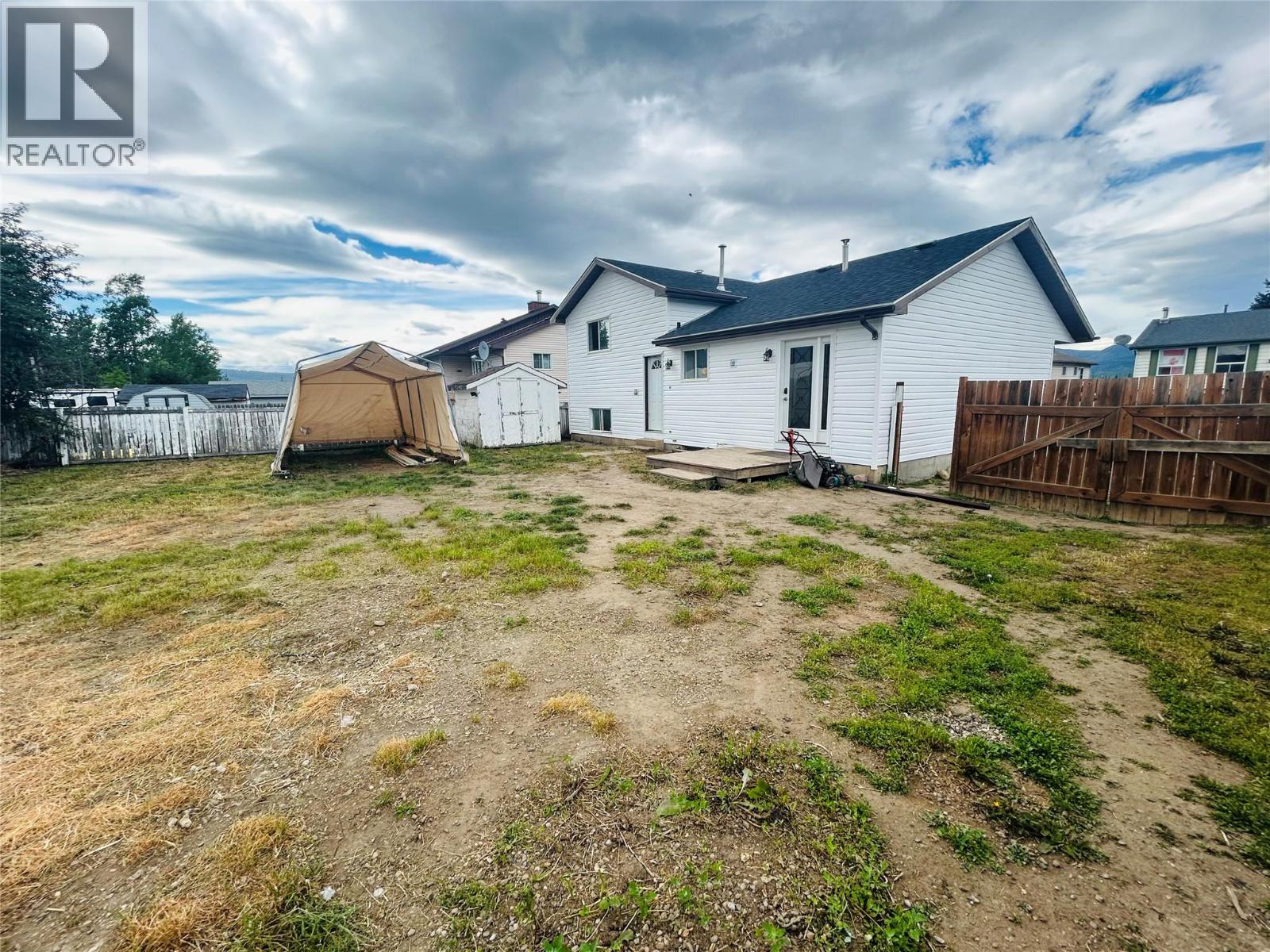 156 VALLEYVIEW Crescent