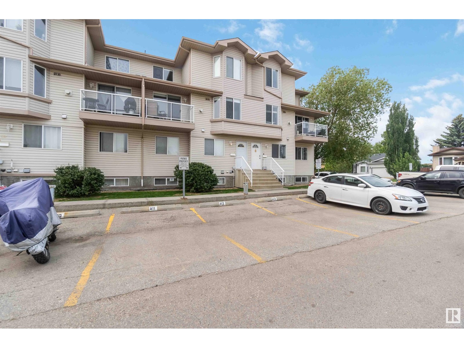 #53 2505 42 ST NW NW