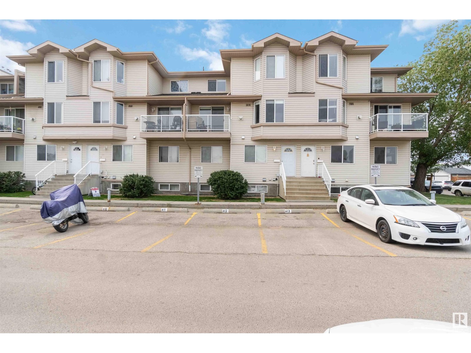#53 2505 42 ST NW NW