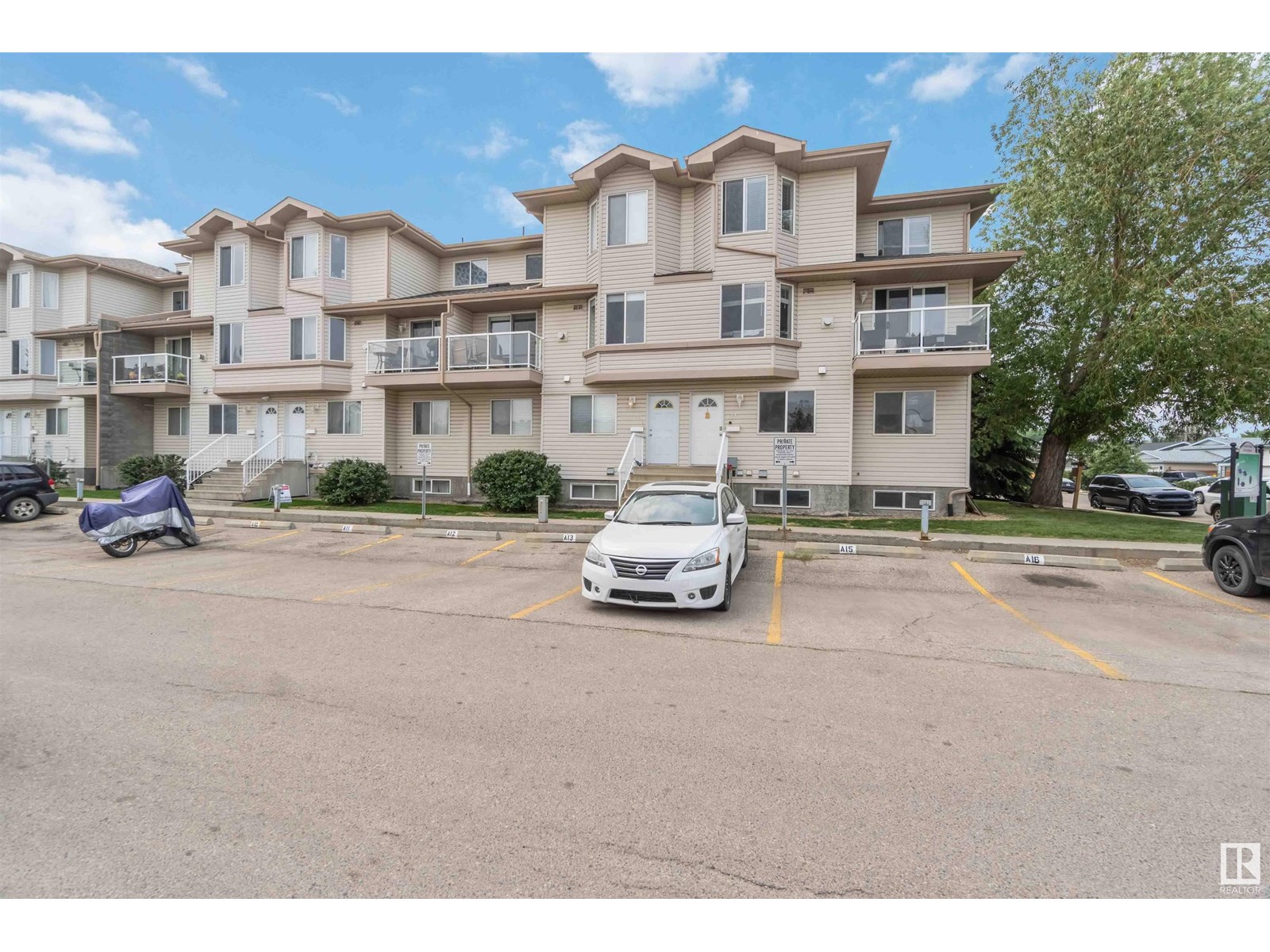 #53 2505 42 ST NW NW