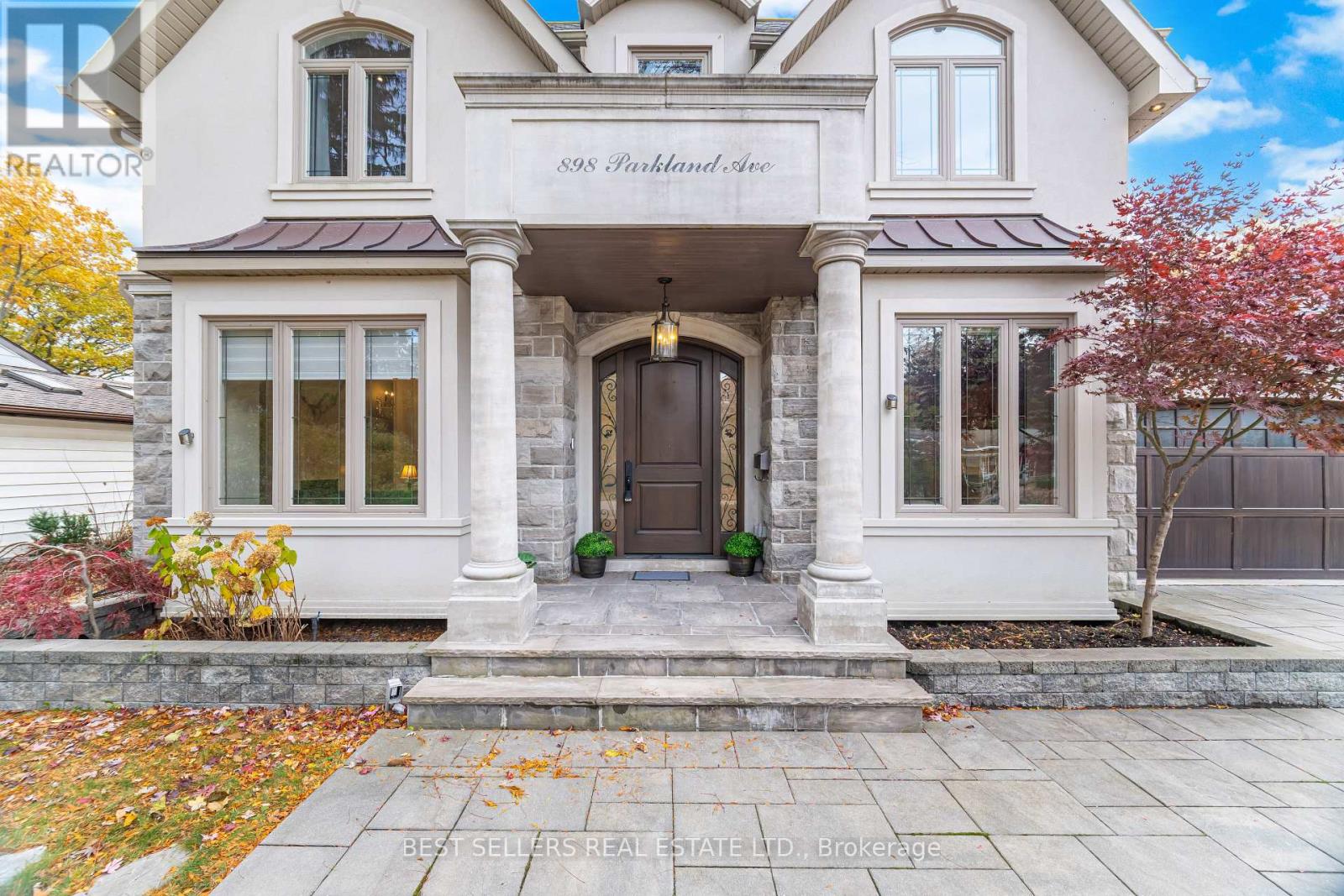 898 PARKLAND AVE AVENUE