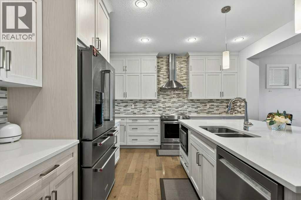 139 Evansglen Circle NW