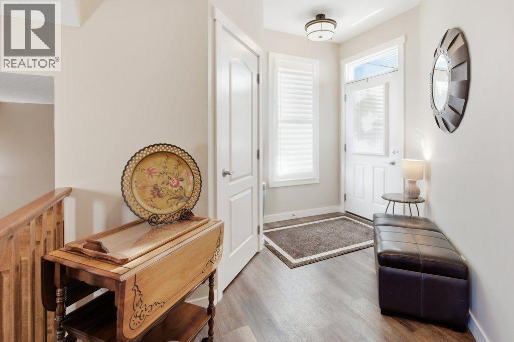 54 Crestbrook Drive SW