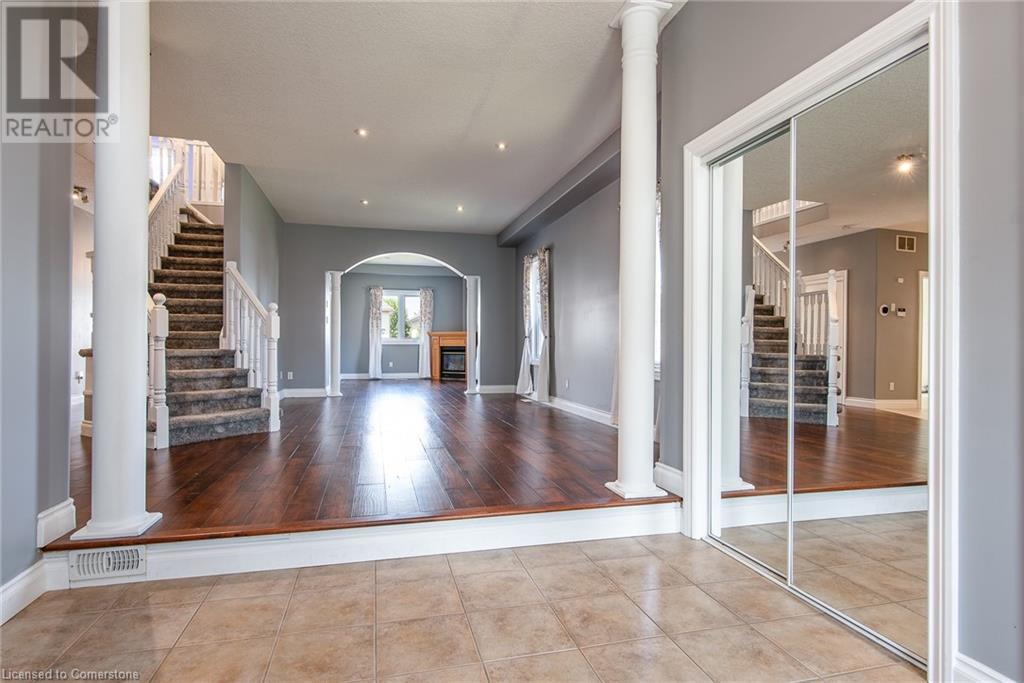 35 YARROW Court
