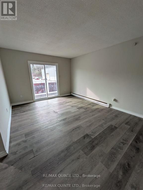 4 - 157 STANLEY STREET