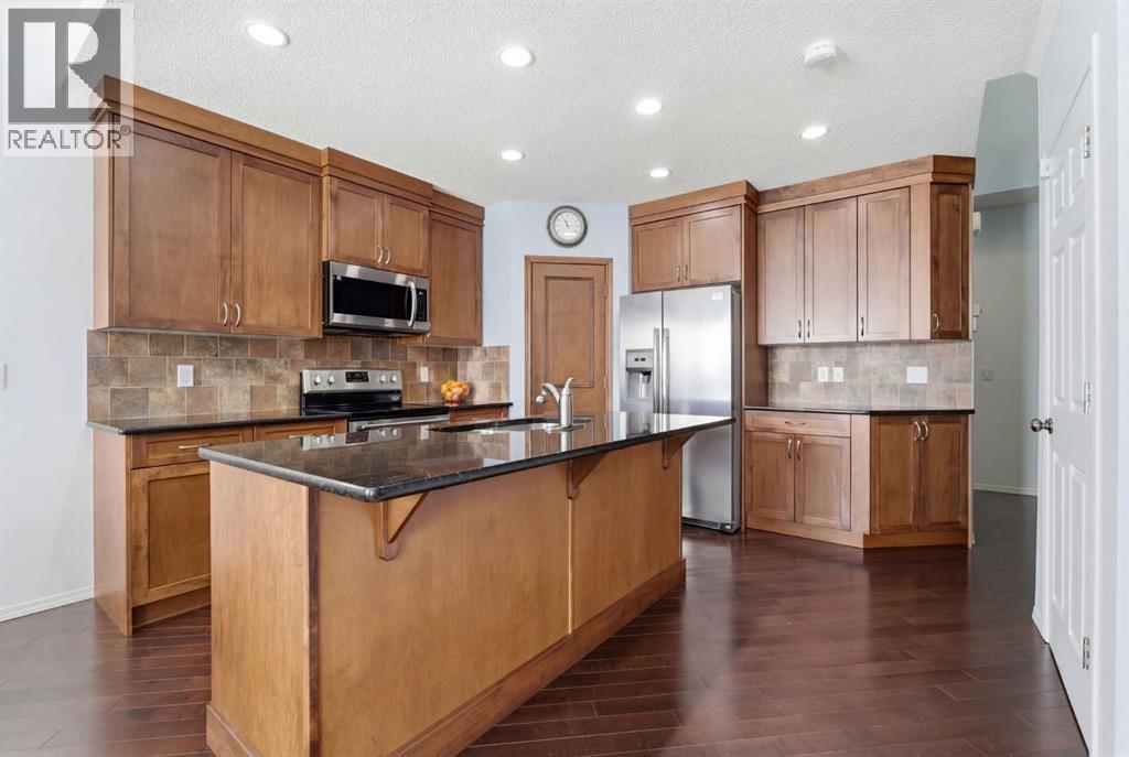 512 Panatella Square NW