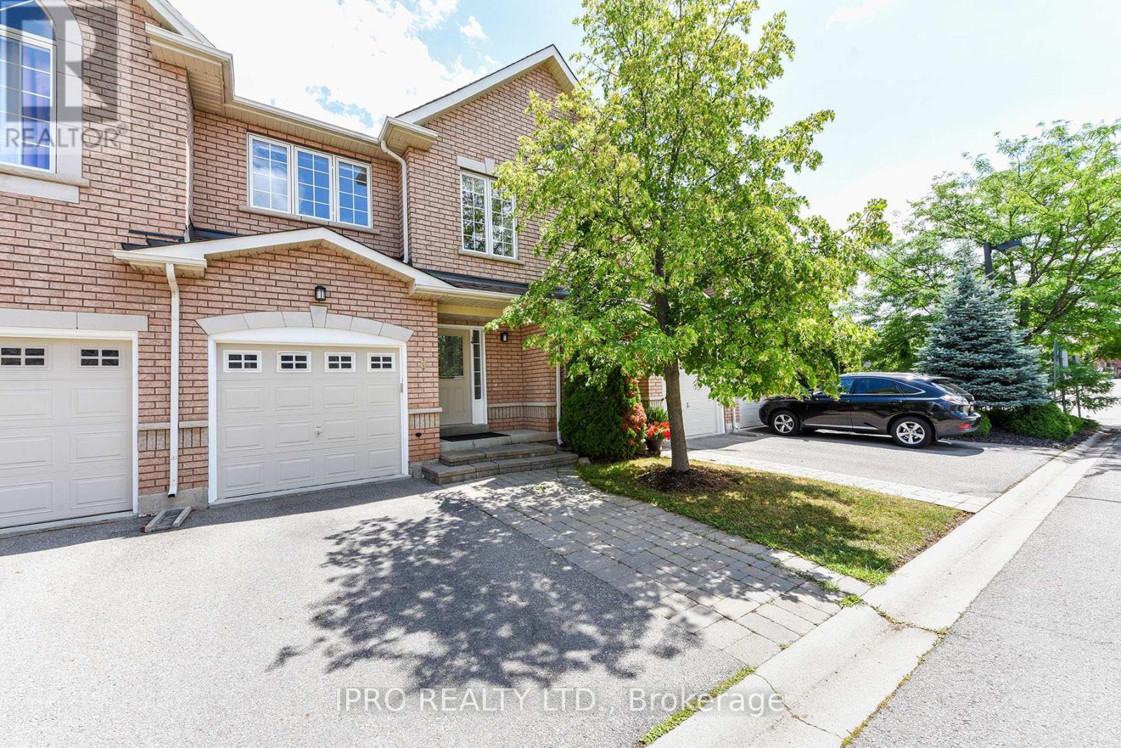 3 - 1551 REEVES GATE