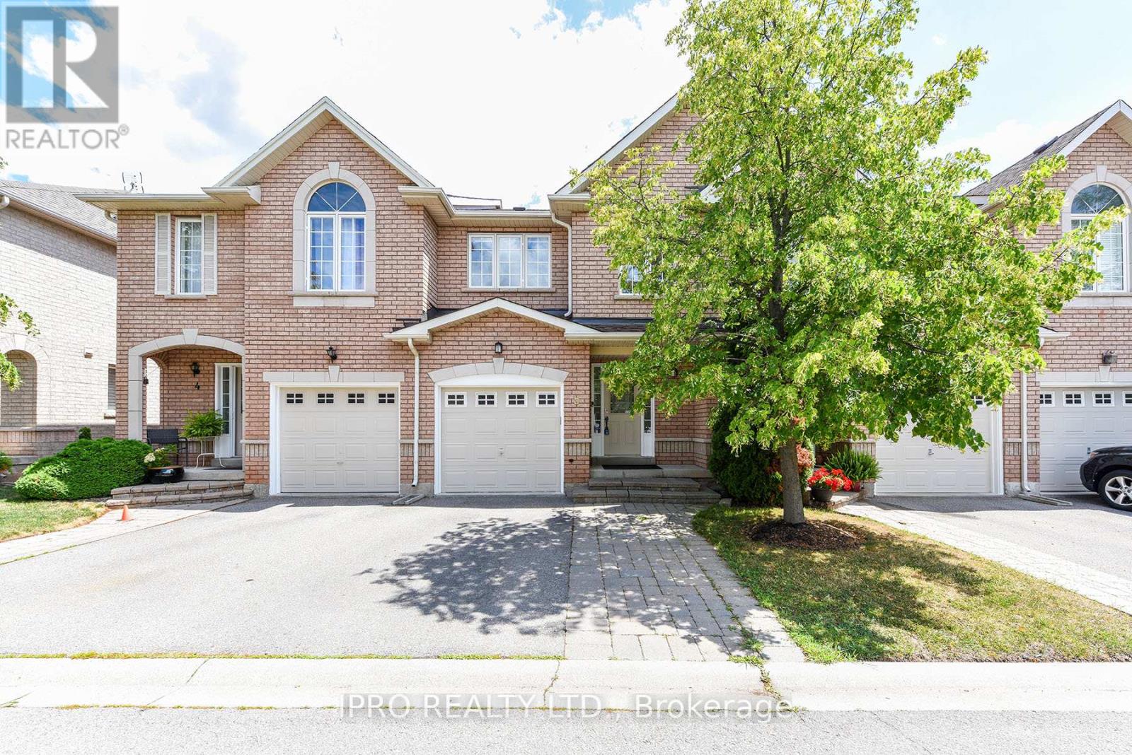 3 - 1551 REEVES GATE