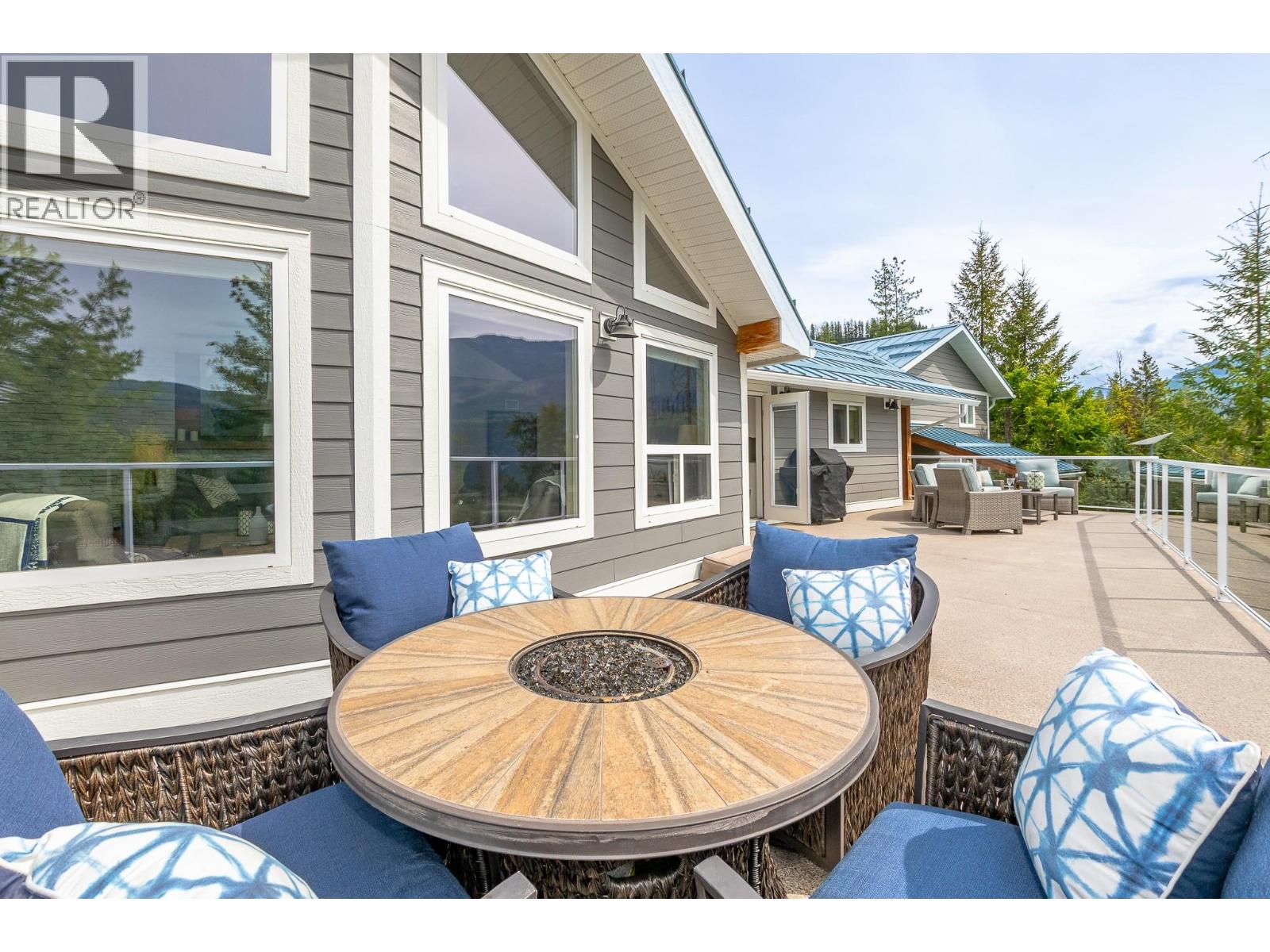 3525 Enderby Mabel Lake Road Unit# 1