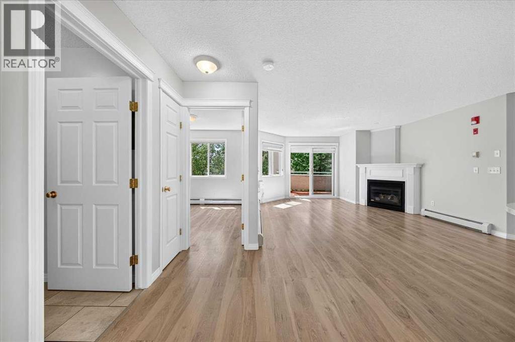 209, 26 Country Hills View NW