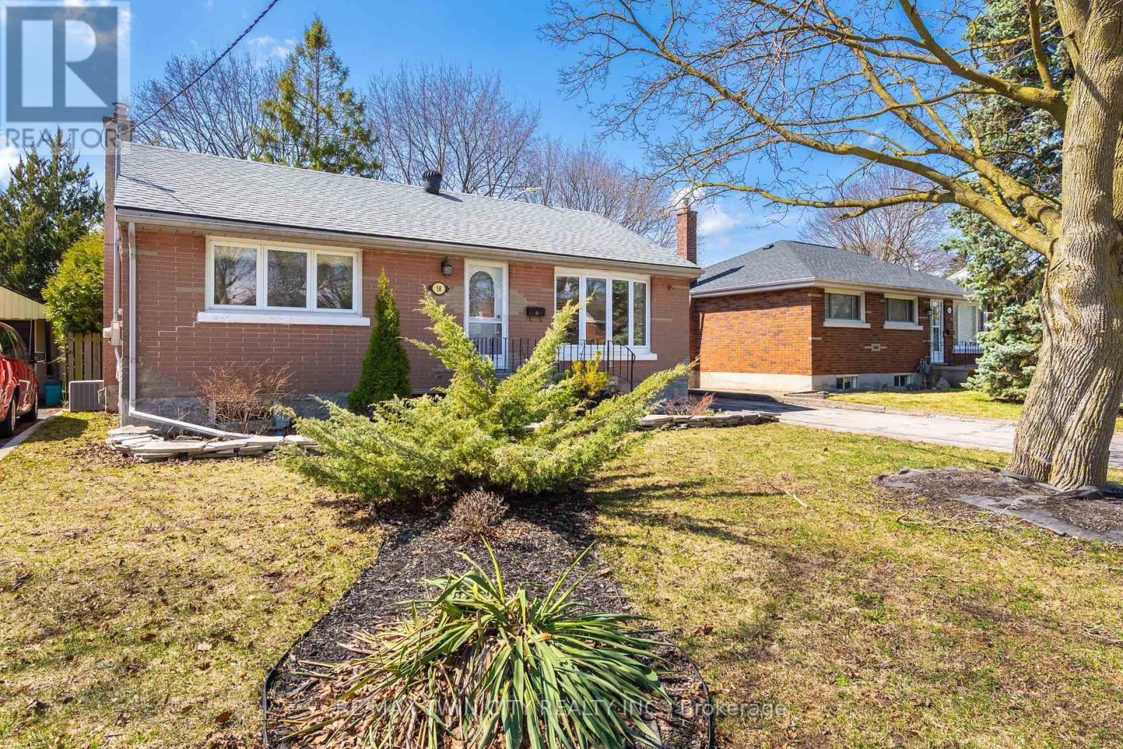 58 LOWREY AVENUE S