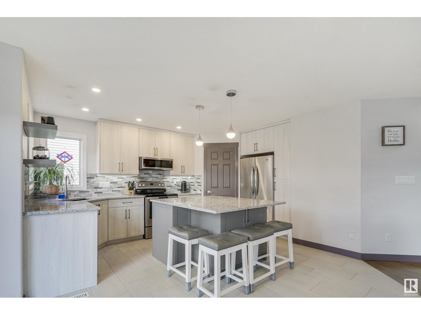 331 MEADOWVIEW TC