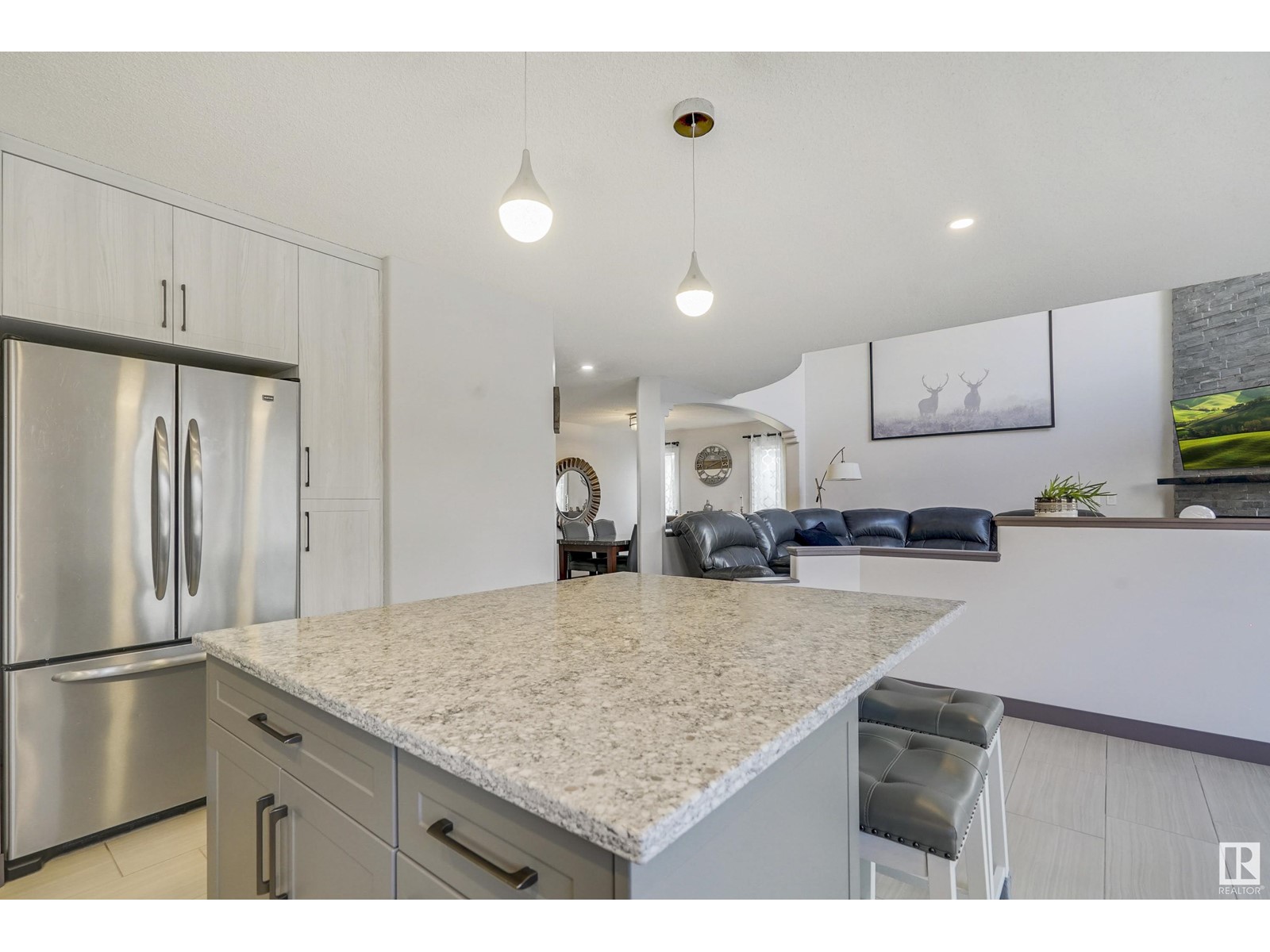 331 MEADOWVIEW TC