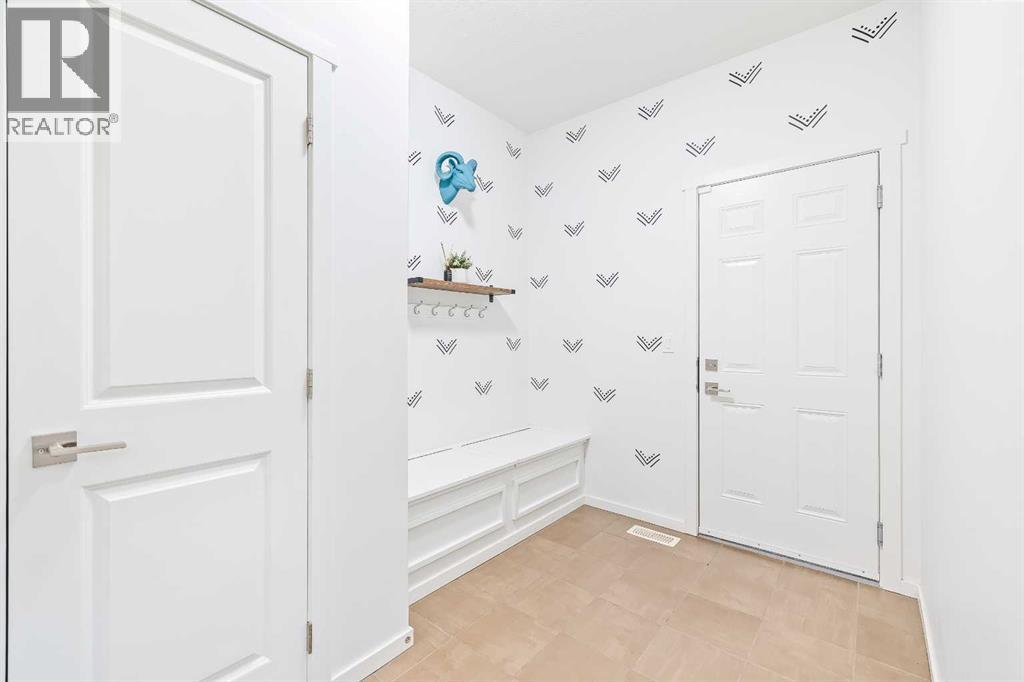 15 Tuscany Ridge Manor NW