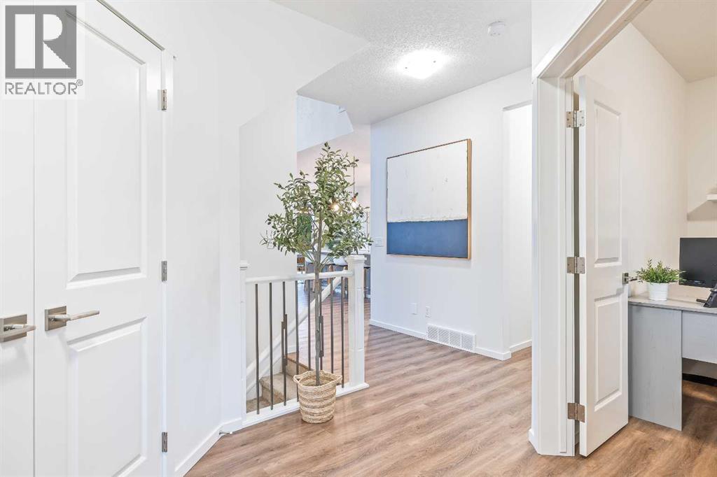 15 Tuscany Ridge Manor NW