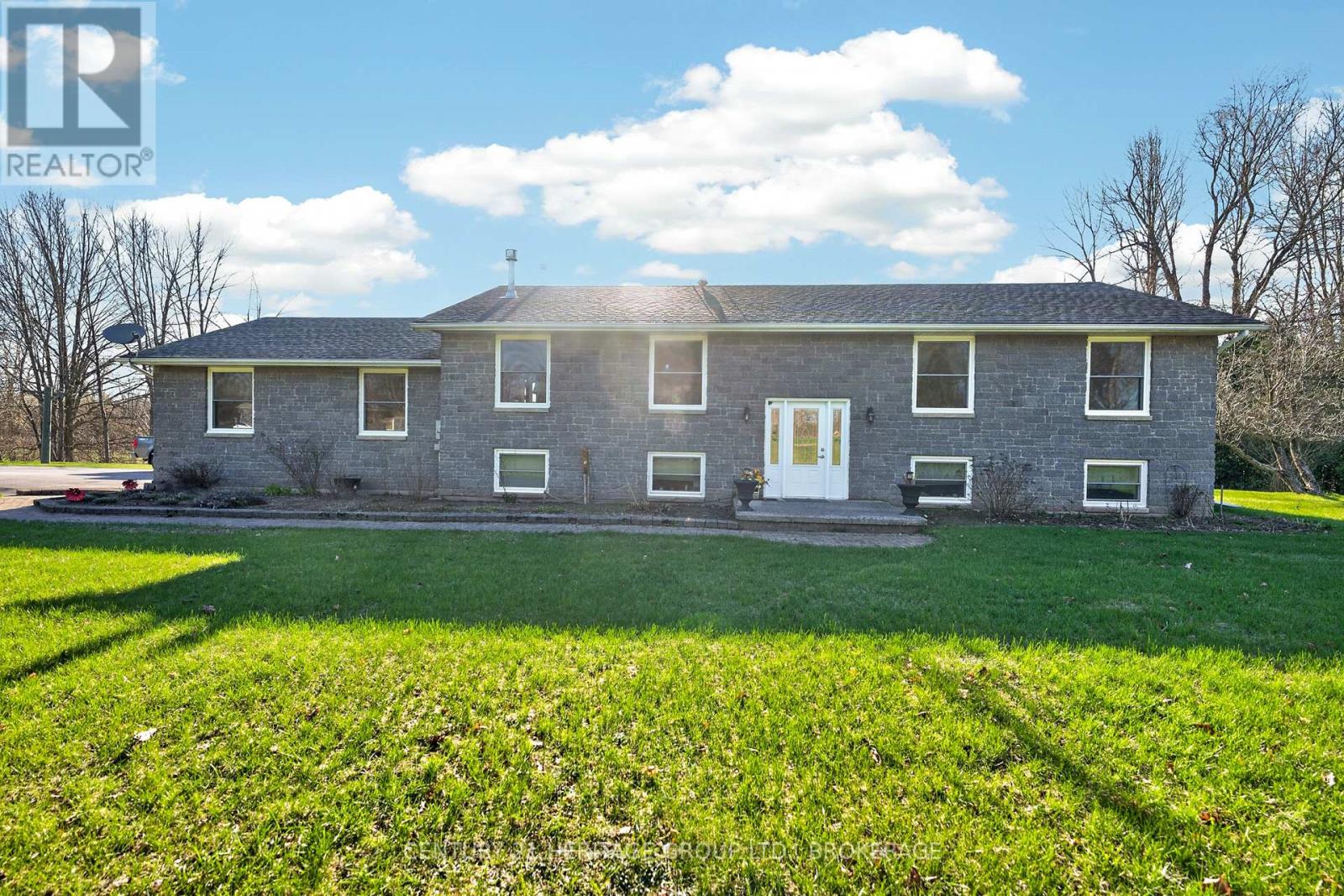Photo 1 of 50 — 191 EMERSON ROAD, Centre Hastings, ON K0K2Y0