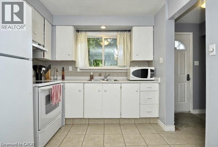 165 GREEN VALLEY Drive Unit# 8