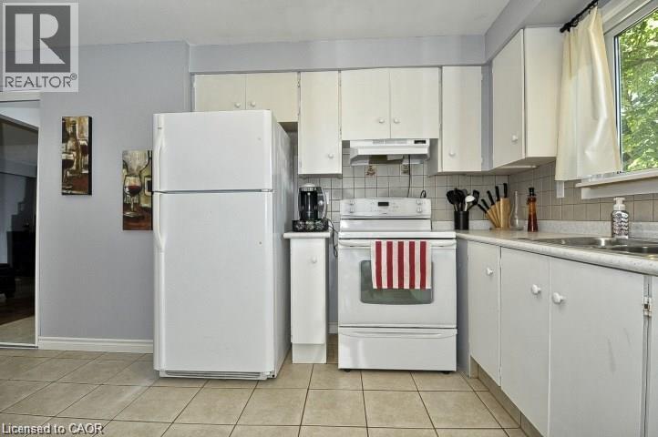 165 GREEN VALLEY Drive Unit# 8