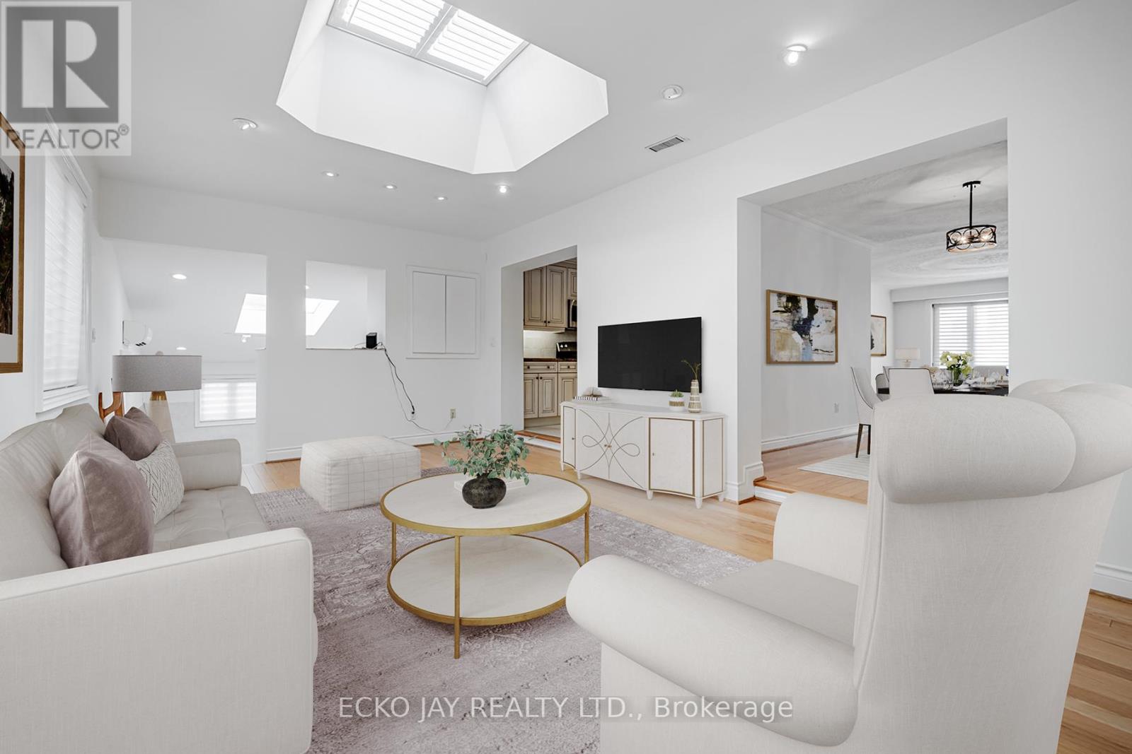 15 COMET COURT