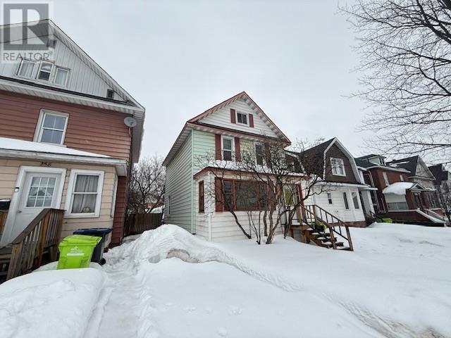 254 Albert ST W