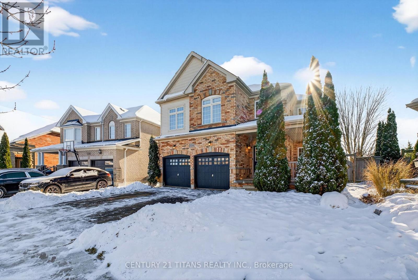 1214 HARLSTONE CRESCENT