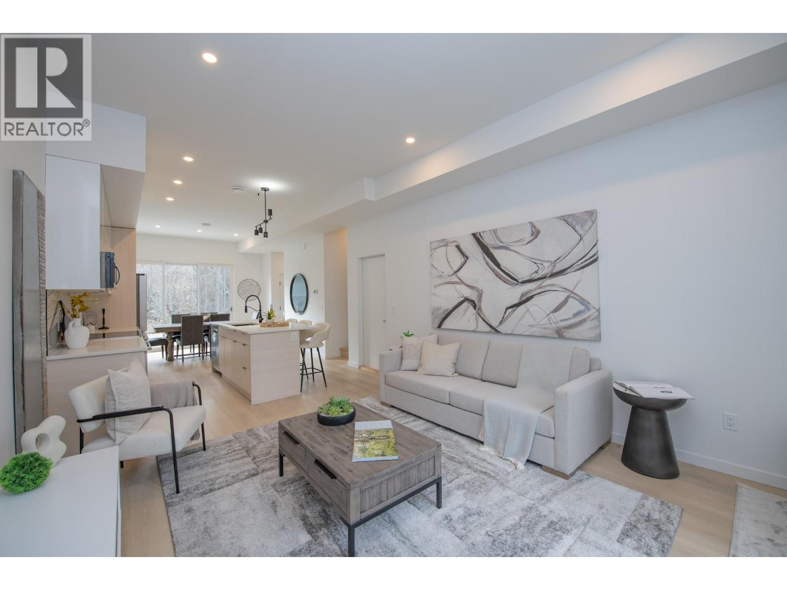 9188 Tronson Road Unit# 2