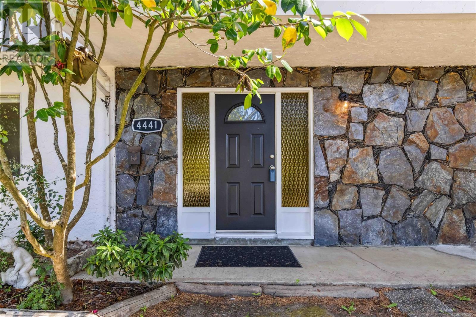 4441 Torrington Rd