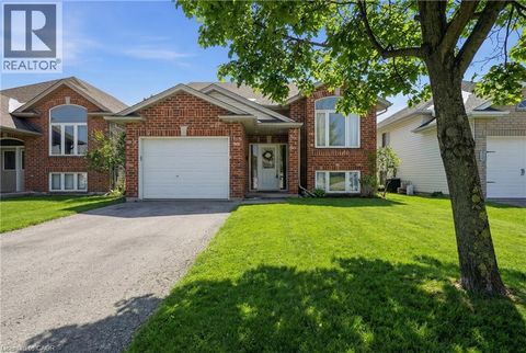 136 COURTNEY Crescent Welland ON L3C7H8