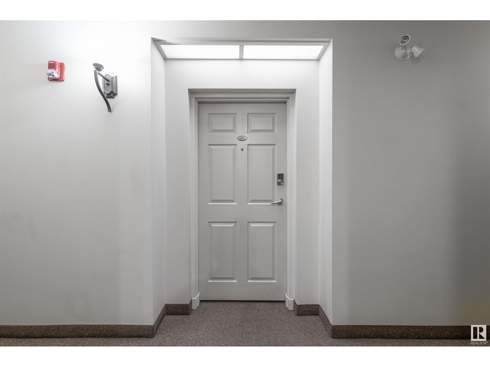 #104 9803 96A ST NW
