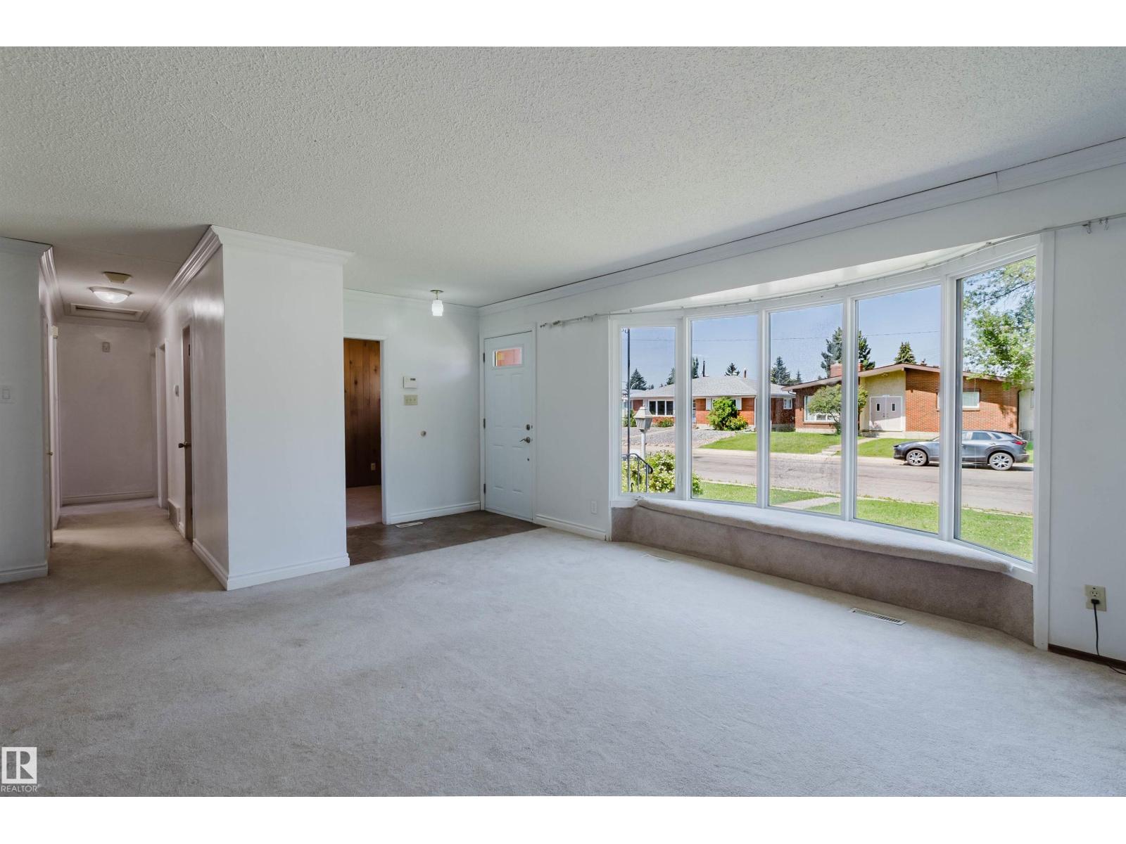 11115 39A AV NW