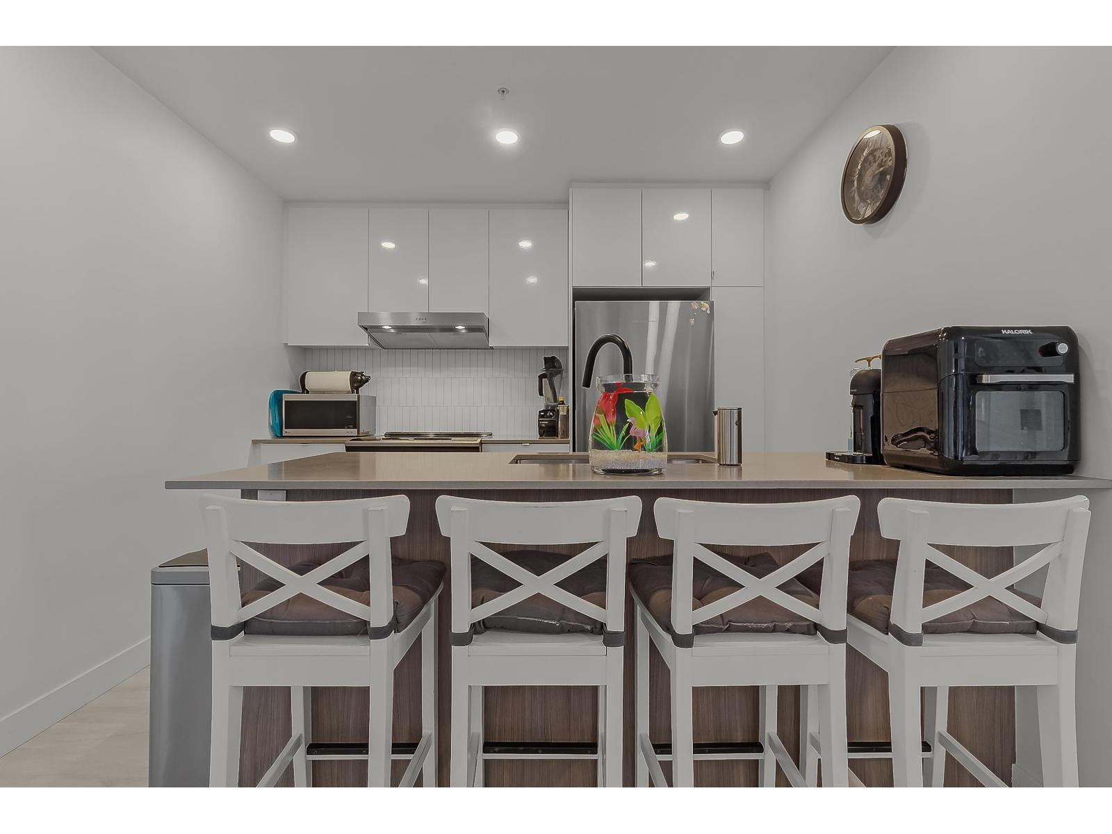 305 32838 LANDEAU PLACE