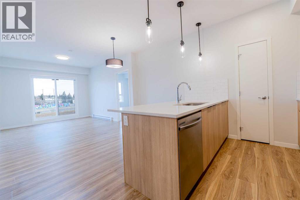 327, 360 Harvest Hills Way NE