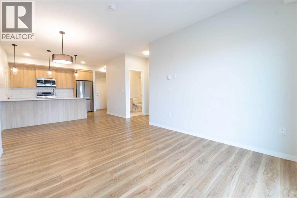 327, 360 Harvest Hills Way NE