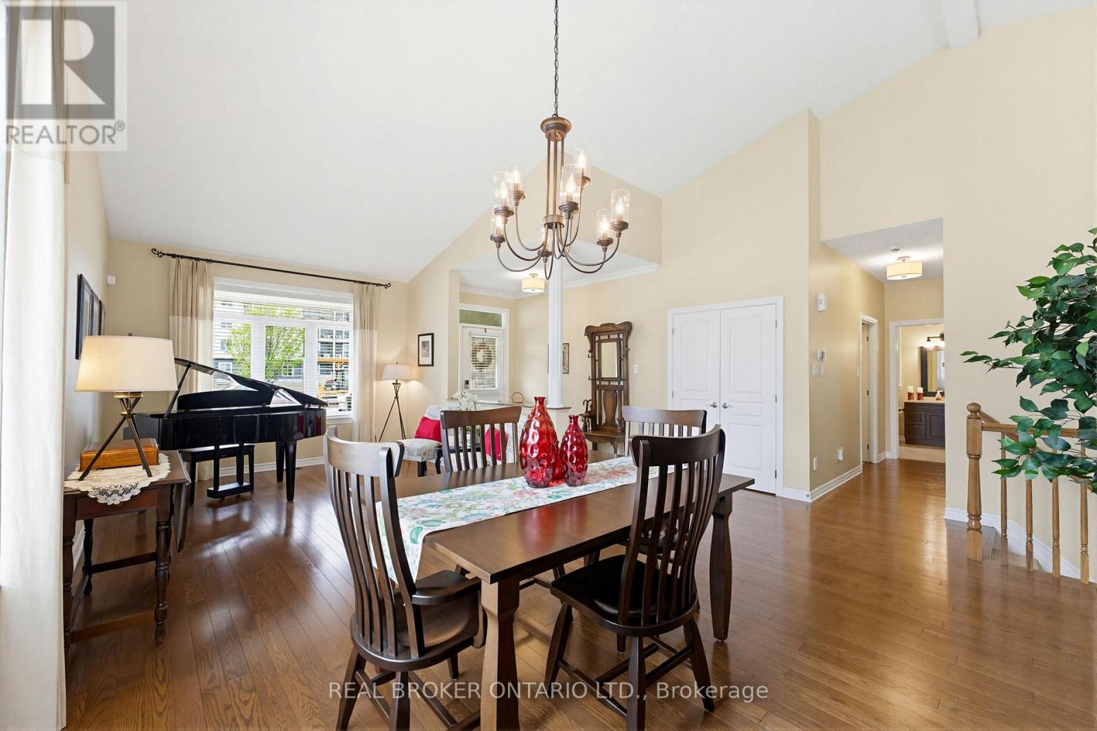 341 BOBOLINK RIDGE