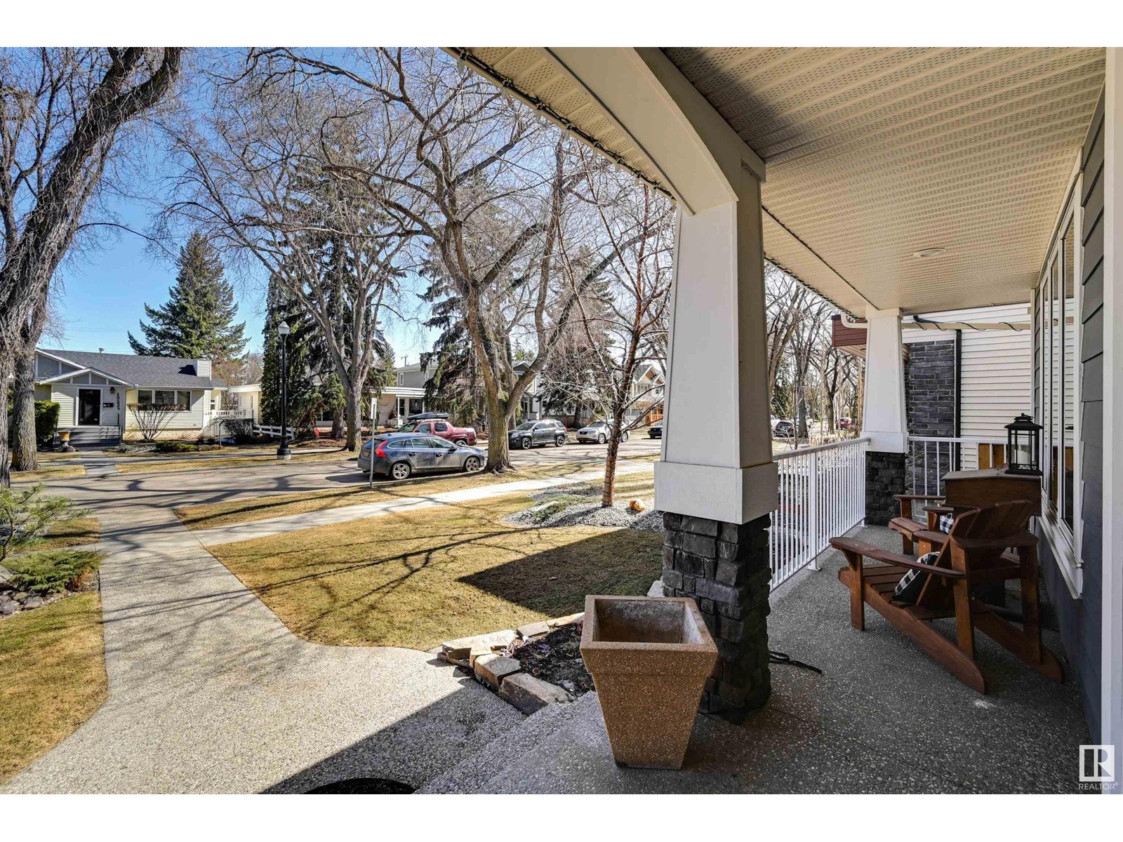 10534 135 ST NW