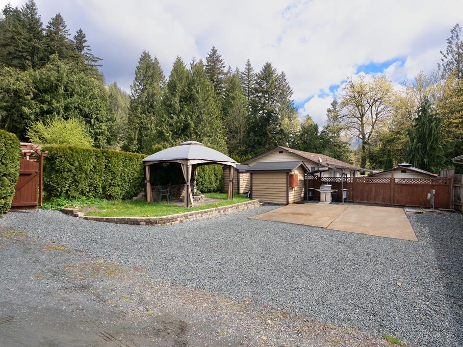 26 1650 COLUMBIA VALLEY ROAD|Columbia Valley