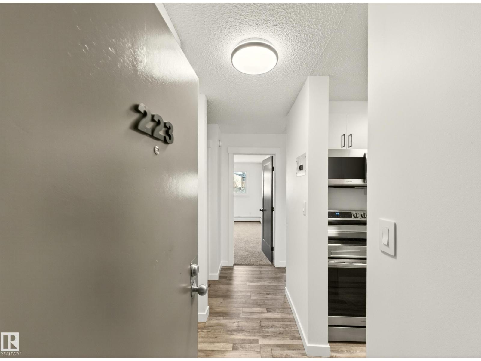 #223 15105 121 ST NW