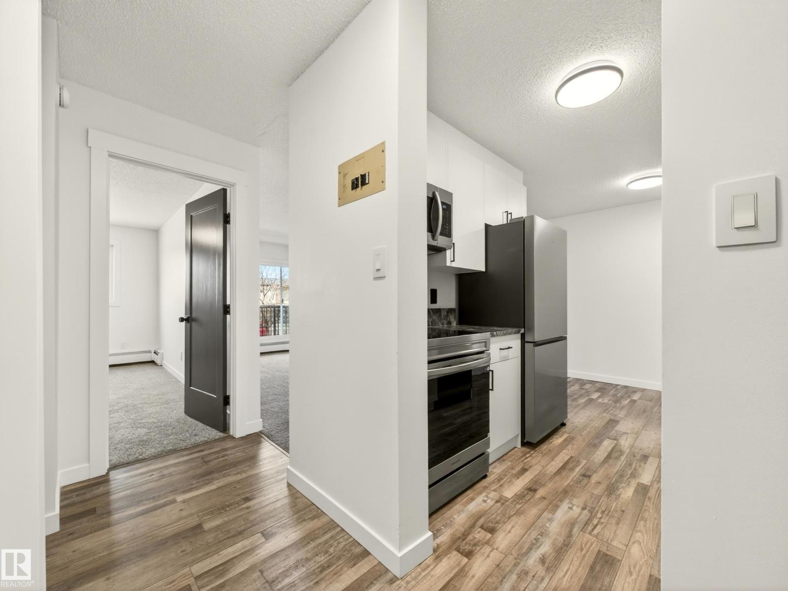 #223 15105 121 ST NW