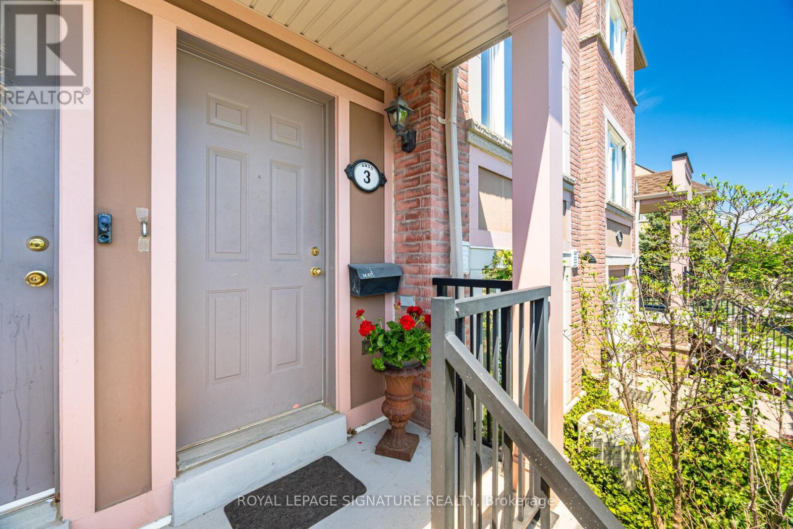 3 - 4855 HALF MOON GROVE