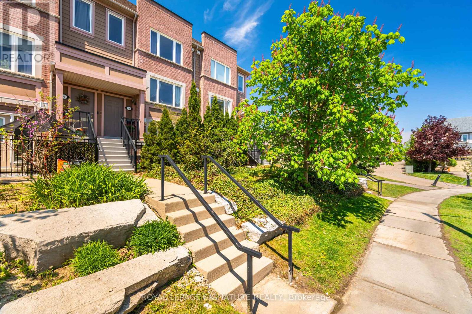 3 - 4855 HALF MOON GROVE